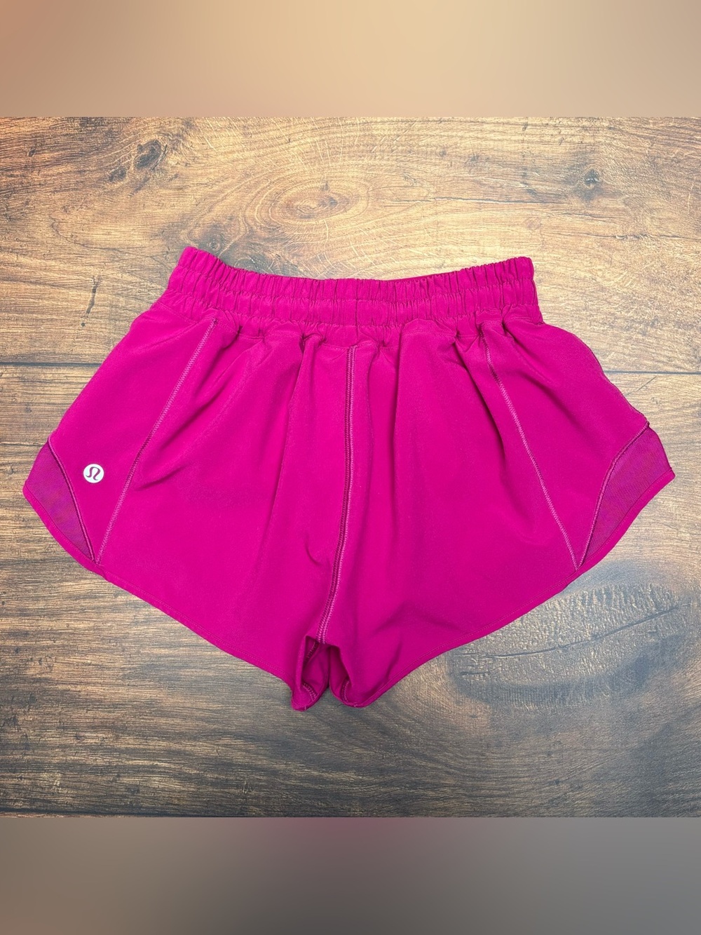 Lululemon Hotty Hot Low Rise Shorts 2.5" In Ripened Raspberry Size 2